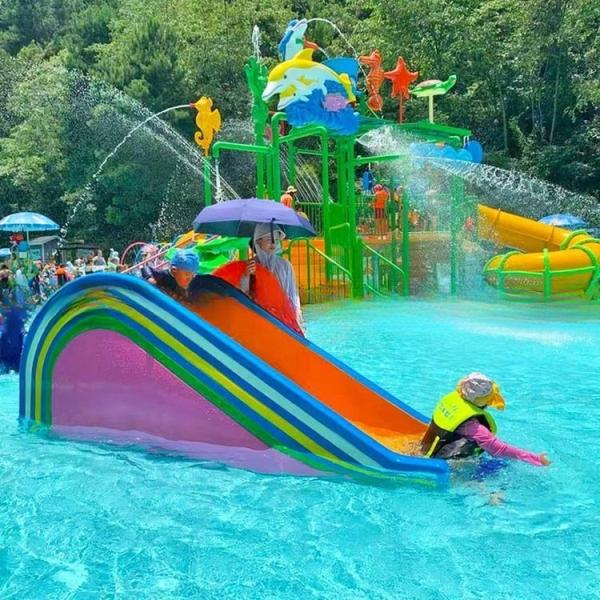 Fiberglass Multiple Colored Water Park Buckets Amusement Water Park Spray Toys