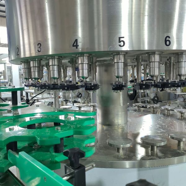 Multi Head Fill Seal Packing Machine Liquid Alcohol Filling Machine 220V