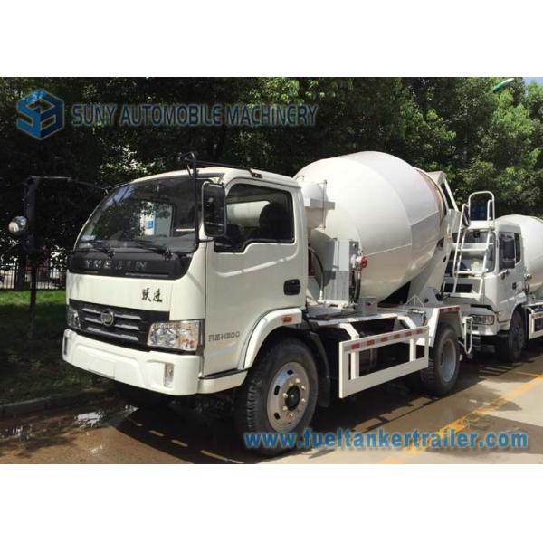 4 x 2 Mini Concrete Mixer Pump Truck Manual Control 3 Cubic Meter For ​Powerful Powertrain