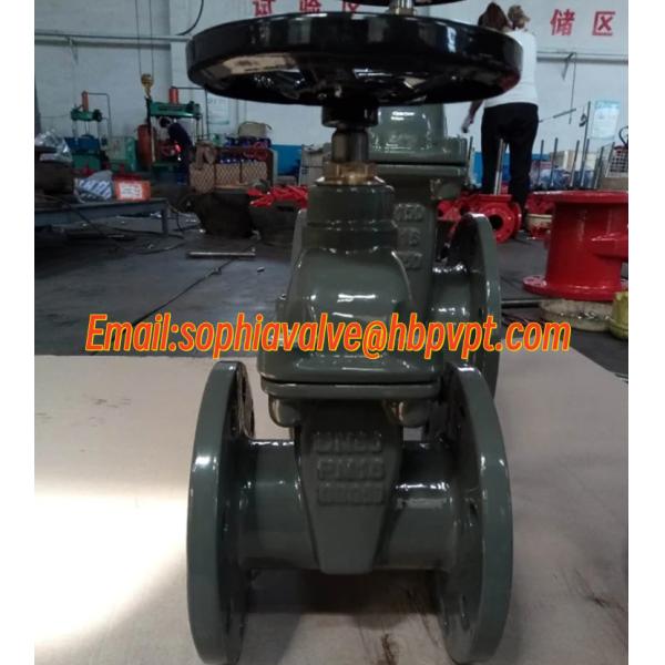BS1563 resilient seal gate valve handwheel operation