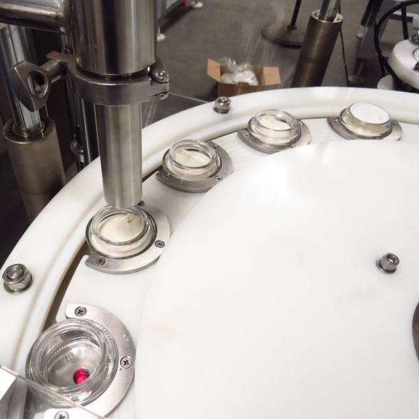 Fully Automatic Cosmetic Liquid Paste Cream Filling Machine With Plunger Dosing Device