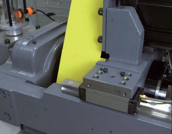 298 Ton Electric Injection Moulding Machines Screw Injection Molding Machine