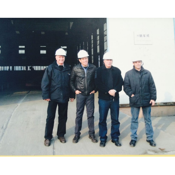 Prefabricated Steel Warehouse with Large Span Design, Corrosion Resistant Coating, and Rapid Installation for Industrial Use