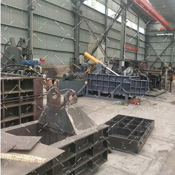 Packing Material Wood Automatic Wolver Engine Oil 2000 Hydraulic Press for Scrap Metal