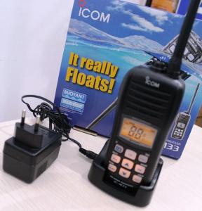 China VHF Marine 2 way radios ic-m33 icom walkie talkie reviews on sale