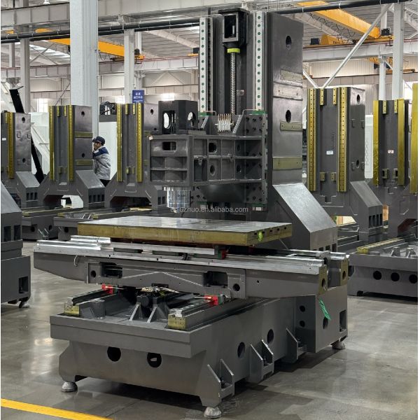VMC650 Multi Axis CNC Machine Center 8000 RPM Belt Drive BT40 Taper Vertical Milling System