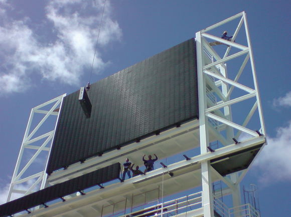 Outdoor Fixed LED Display Steel / Aluminum Panel P6.67 Full Color Back Access