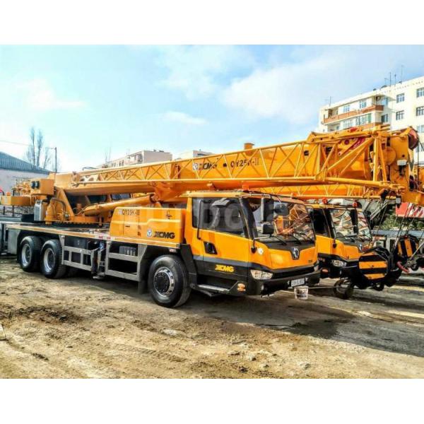 XCMG QY25 Truck Mounted Crane 25 Ton Mobile Crane With Shangchai Engine