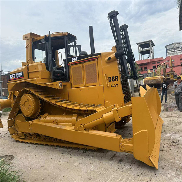 Caterpillar D8N Bulldozer Machine Weight 36.5t Track width 711mm