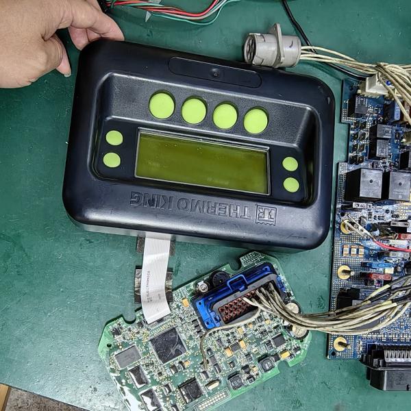 SR2,SR3 display screen CA-8452372 Green Display Type LCD Screen for SR2,SR3 HMIs Aftermarket Thermoking Spare Parts