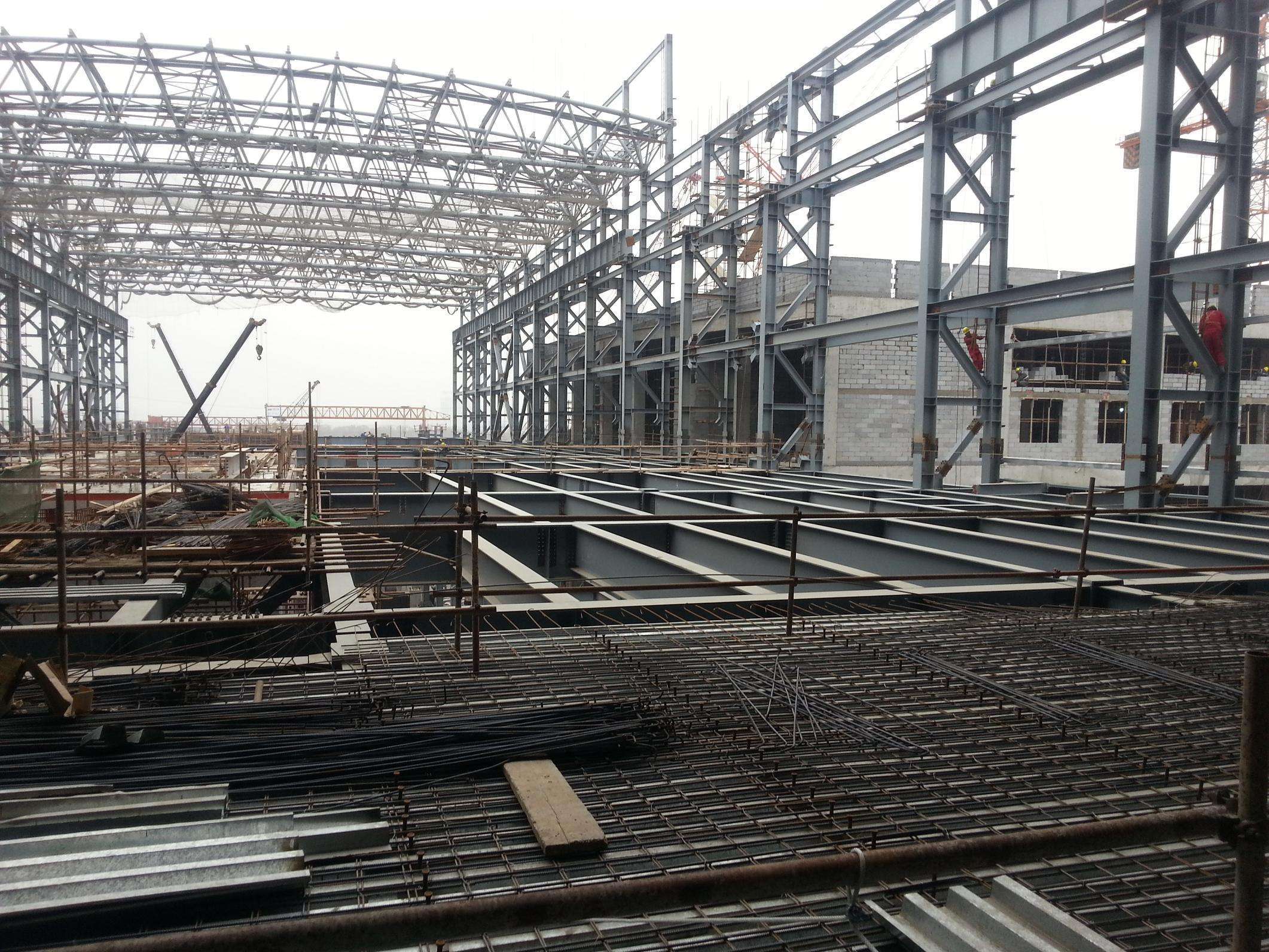 Prefabricated Light Weight Industrial Steel Structure Shed