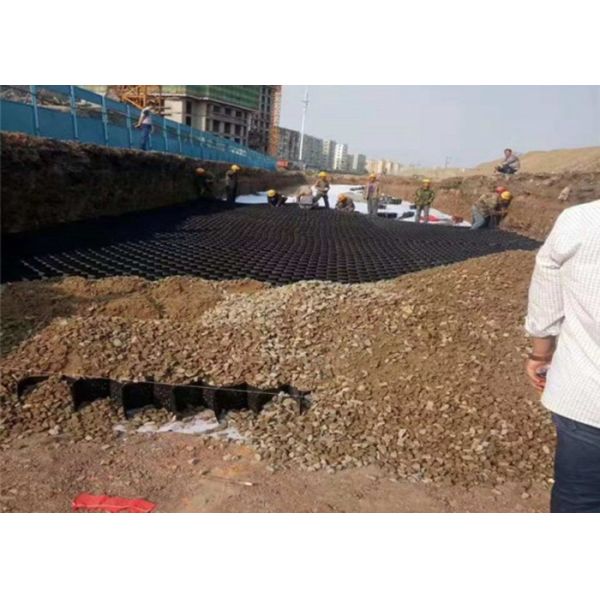 Slope Protection Textured 1420N Geocell Confinement System