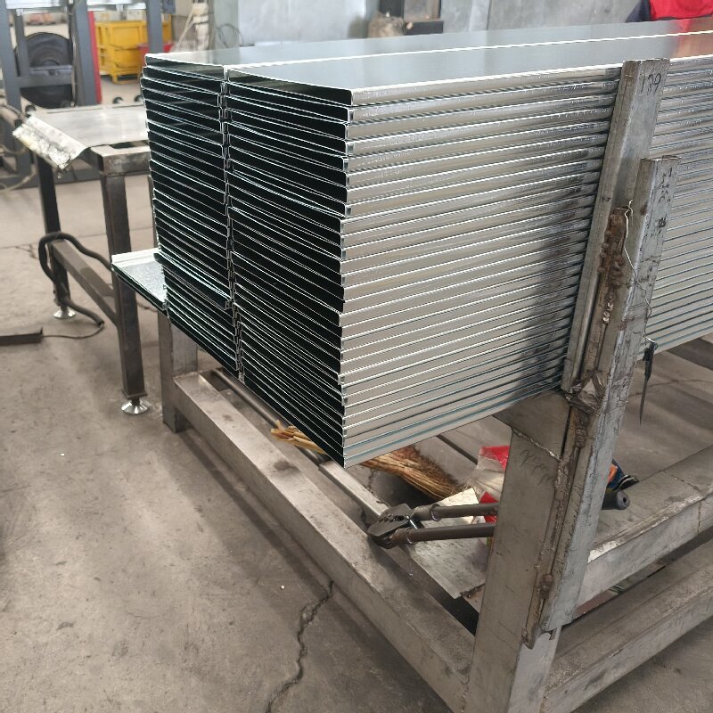 Solid Through Stainless Steel Cable Tray Manufacturers Max 1000mm Width