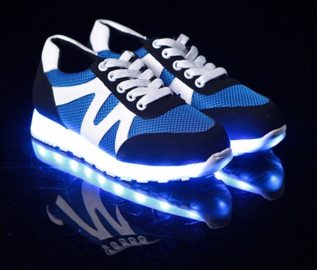 Shoes With Led Flashing Light and color flashing led shoes
