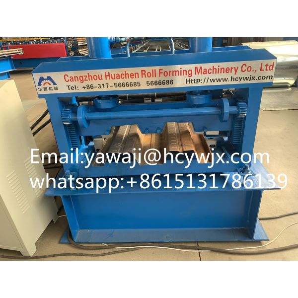 Chain Drive Panel Roll Forming Machine For PPGI / GI Material Type Floor Deck Rolling Forming