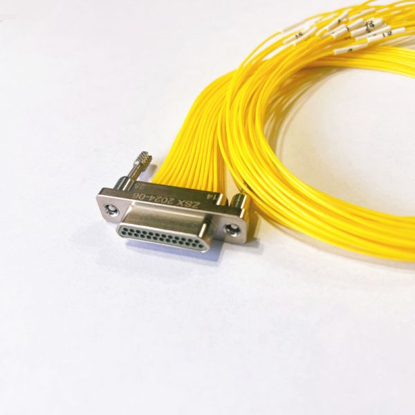 25 Pin Female Right Angle Micro Rectangular Electrical Connector for PCB Applications