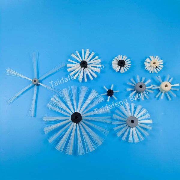 Strong Nylon Pipe Painting Brush For Duct Cleaning And Coating Applicator