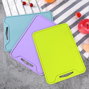 Buy cheap Oilproof Silicone Kitchen Utensils Multi Function , Portable Silicone Chopping Board product