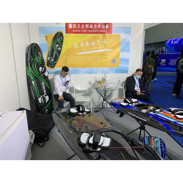 Customized Logo Electric Jet Surfboard Waveshark The Perfect Choice for Lakes Rivers