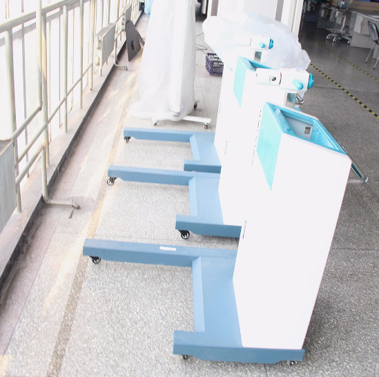Stationary PUVA and UVB Light Therapy Machine Medical Equipment For Vitiligo / Skin Problems