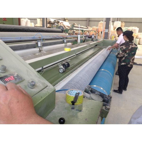 Waterproof Spun-bonded Bentonite Blanket Geosynthetic Clay Liner for Pond Lining