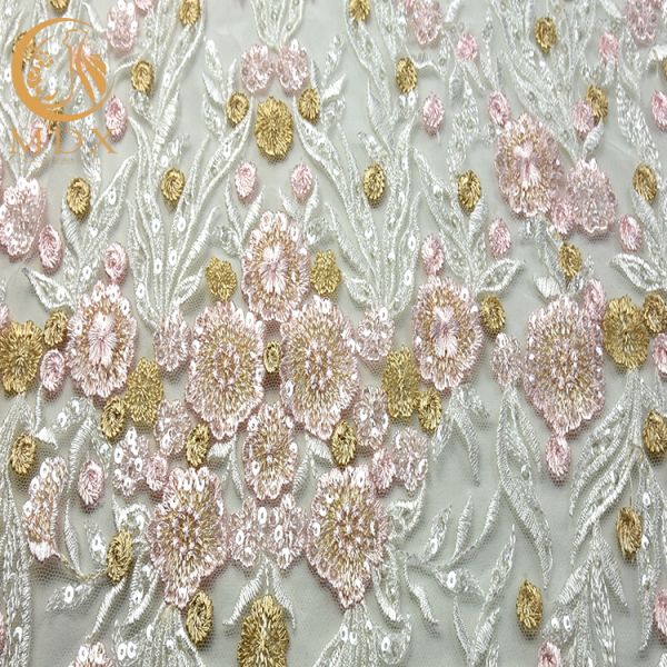Delicate Pink Sequin Floral Embroidered Mesh Fabric 20％ Polyester 135cm Width