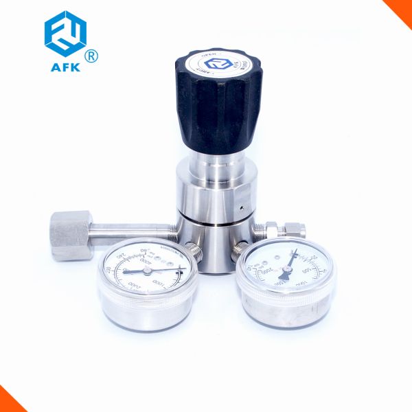 Adjustable Stainless Steel Pressure Regulator , Gas Cylinder Regulator For Nitrogen