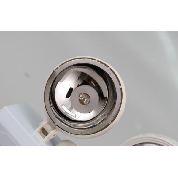 Battery Operated Office 2w LED Light , Rechargeable Emergency Light