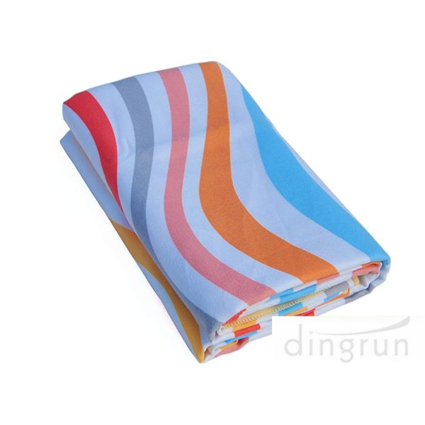 Rectangle Shaped Microfiber Beach Towel Printed Pattern For Sports Bath