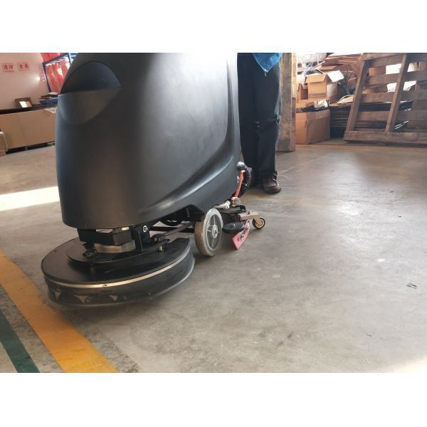 Safety Seats Industrial Floor Cleaning Machines For Workshop / Automatic Floor Scrubber