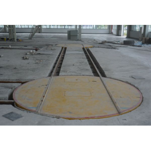 Crossing rail ransfer car on turnplate for aotumobile production line