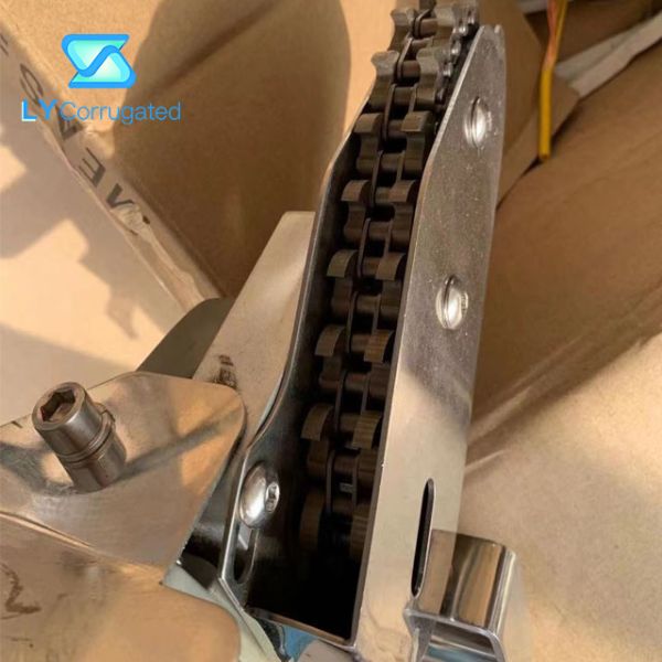 Pneumatic Paper Card Board Carton Waste Stripping Machine Semi Automatic 0.8KPA Handle