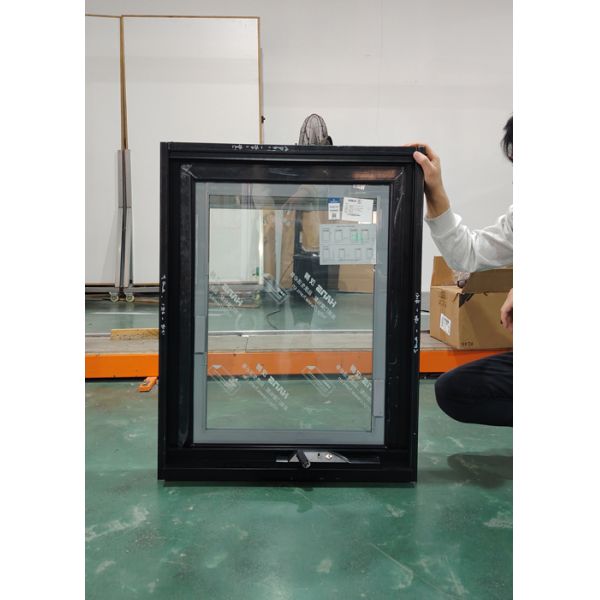 Hand-Wind Aluminum Windows – Timeless Functionality, Precision-Engineered for Modern Living