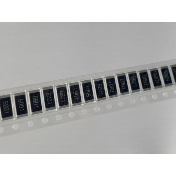 1% 1W 6k8 Ohm Resistor SMD 2512 Electronic Resistor RC2512FK-7W6K8L