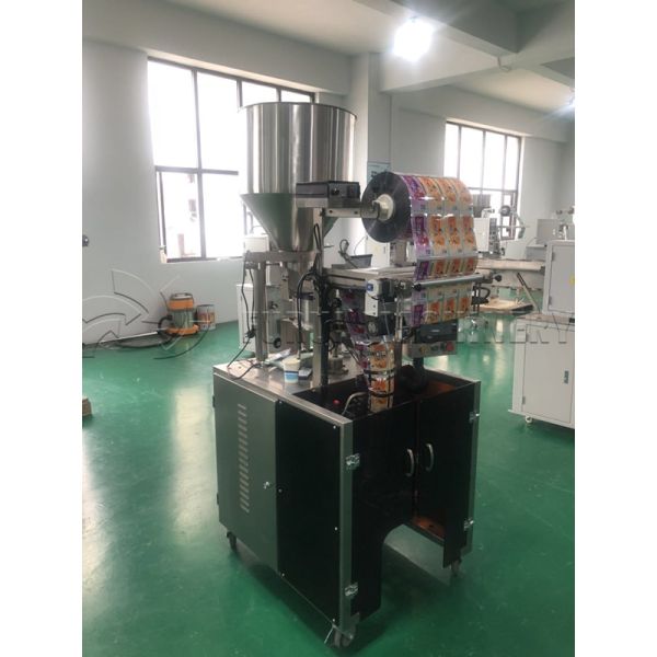Sealing Bagging And Weighing Machine For Puffed Food Simple Operation