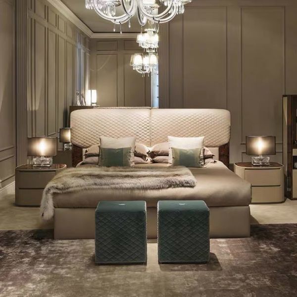 Luxury Modern Bedroom Furniture Sets Leather Upholstered King Size Bed