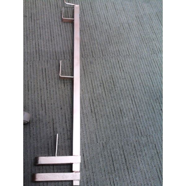 5kg Hot Dip Galvanized Guard Rail Post For Scaffolding Components