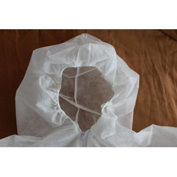 Anti Static Disposable Protective Clothing With Elastic Cuff / Ankle / Back Waist