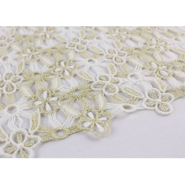 Polyester Lace Fabric With Floral Lace Designs Metallic Fabric For Fashion Garment