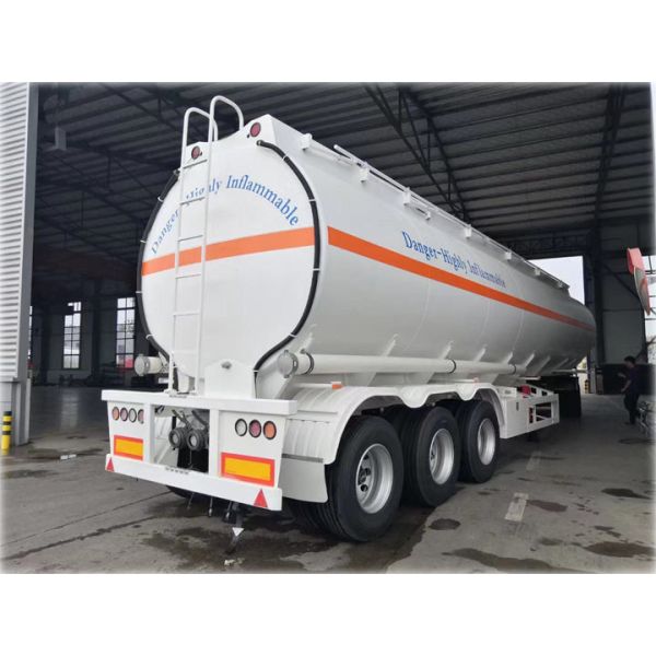 40M3 Tri Axle Q345B Carbon Steel Petroleum Tanker Trailer