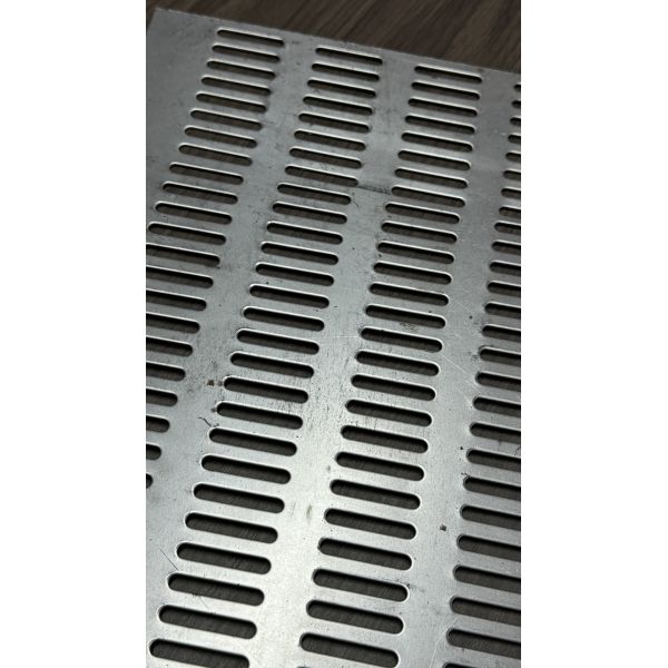 Galvanized Slotted Metal Sheet Tea Screening Mesh 1000*2000mm
