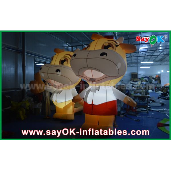 Inflatable Model Custom Animal Oxford Cloth Inflatable Cartoon Cattle Cow With LED Lighting