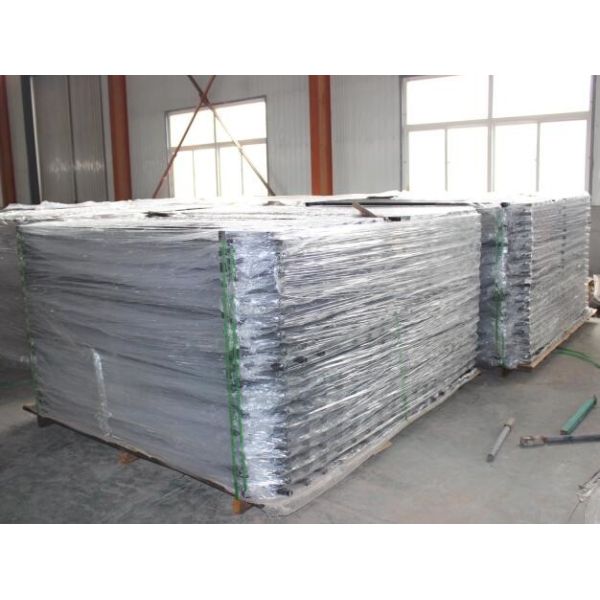 Decorative Wrought Iron Fence Panels , H2.1m 3 Rail Metal Fence