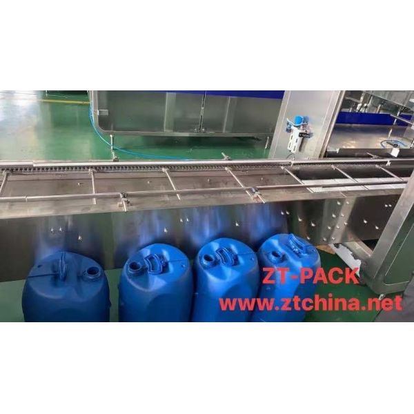 Automatic Oil Filling Machine 5-30Kg For Barrel Gallons Chemical Liquid Packing Line