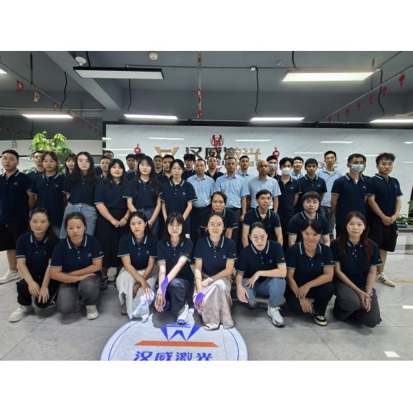 HW PID Energy Negative Feedback YAG Laser Welding Machine For Precision Welding