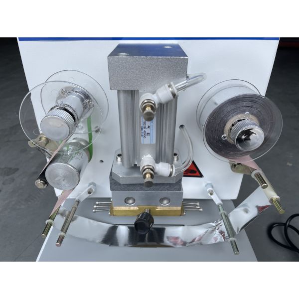 YT-266 Rubber Shoes Code Hot Embossing Stamping Machine For Shoe Blue/Red/White Shoes Print Size In Shoe