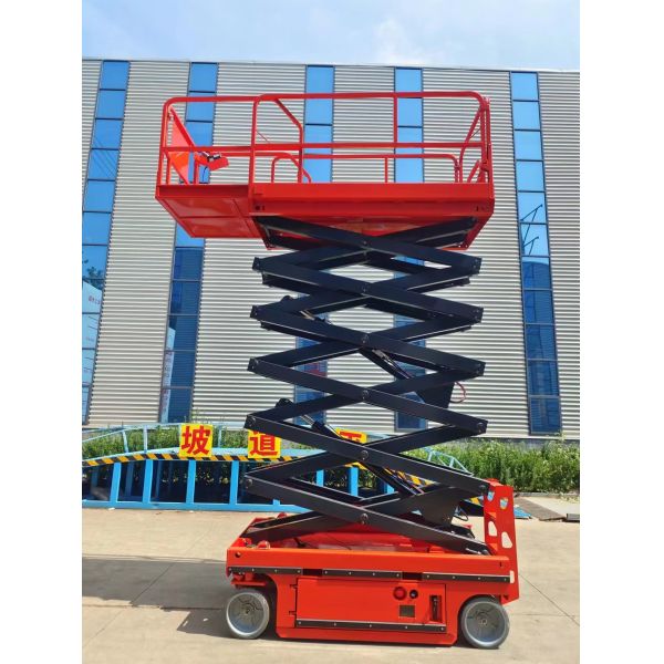 High Rise Telescopic Work Platform for Elevated Aerial Working 3.2km/h Travel Speed