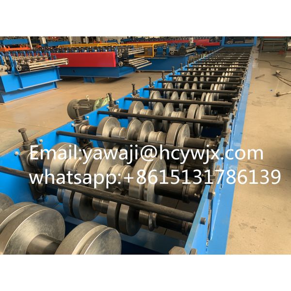 Chain Drive Panel Roll Forming Machine For PPGI / GI Material Type Floor Deck Rolling Forming