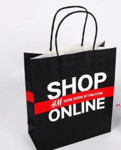 Colored Recycled Clothing Paper Bags For Shopping Custom Logo Accepted