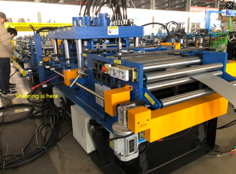 Fully Automatic Adjustable CZ Purlin Machine Before Shearing